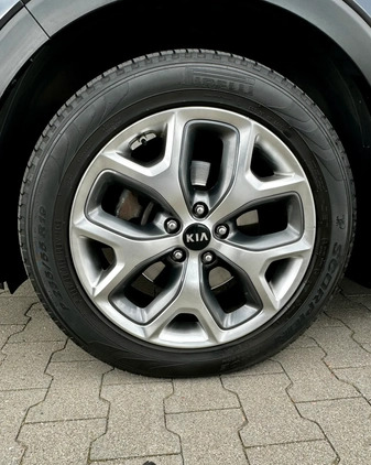 Kia Sorento cena 94900 przebieg: 176900, rok produkcji 2016 z Gdynia małe 211